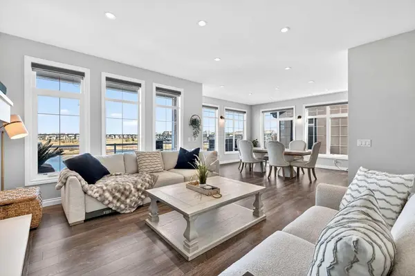 56 Masters CT SE, Calgary, AB T3M 2B8