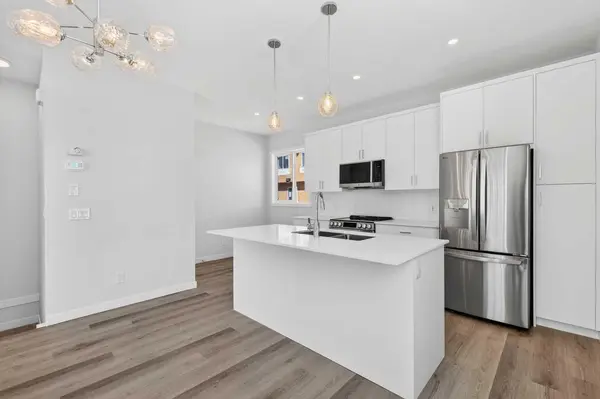 132 Red Embers Link NE #838, Calgary, AB T3N 2X8