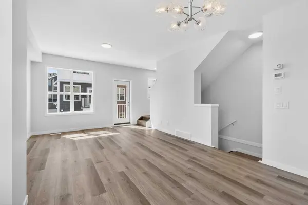 132 Red Embers Link NE #838, Calgary, AB T3N 2X8