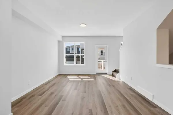 132 Red Embers Link NE #838, Calgary, AB T3N 2X8