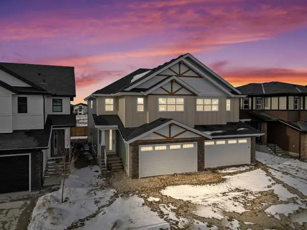 463 Kinniburgh LOOP, Chestermere, AB T1X 3C2