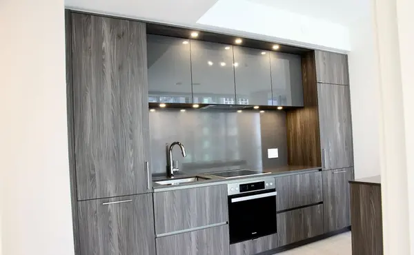 15 Mercer ST #2504, Toronto C01, ON M5V 1H2