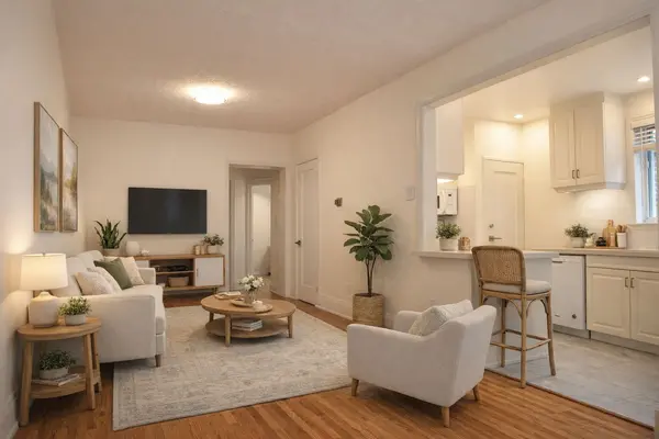 89 Rumsey RD, Toronto C11, ON M4G 1P1