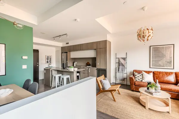 126 St David ST, Toronto C08, ON M5A 0C2