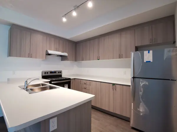 3 Falaise RD #A3, Toronto E10, ON M1E 0C5