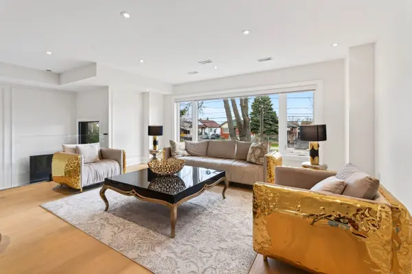 792 Midland AVE, Toronto E04, ON M1K 4E7