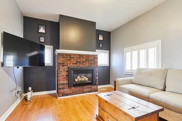 297 Celina ST, Oshawa, ON L1H 4N9