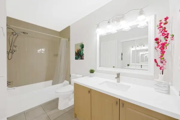 270 Timberbank BLVD #57, Toronto E05, ON M1W 2M1