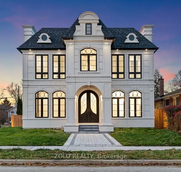 52 Child DR, Aurora, ON L4G 1Y5