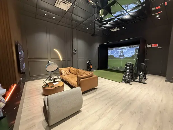 175 West Beaver Creek RD #5, Richmond Hill, ON L4B 3M1