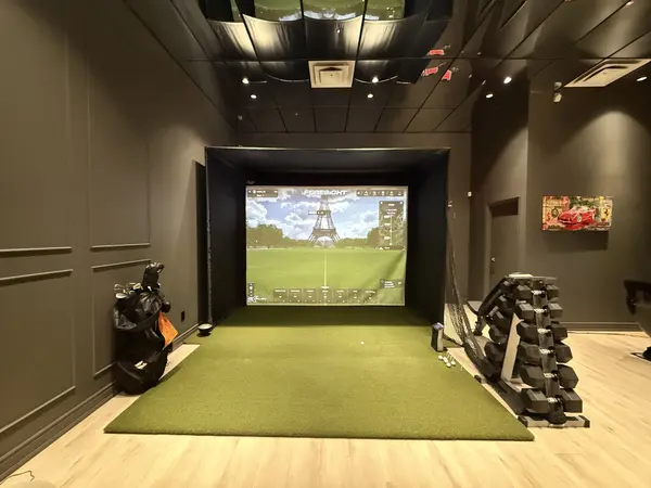 175 West Beaver Creek RD #5, Richmond Hill, ON L4B 3M1