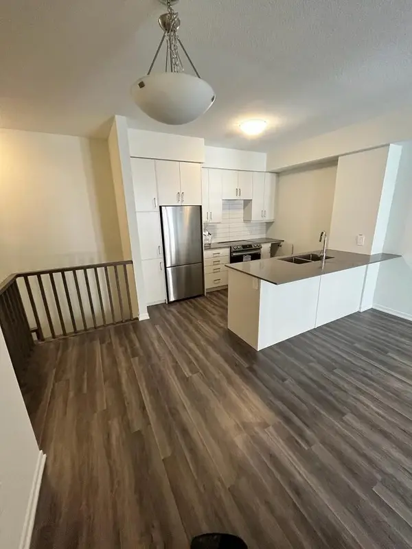 31 HONEYCRISP CRES #68, Vaughan, ON L4K 0N6