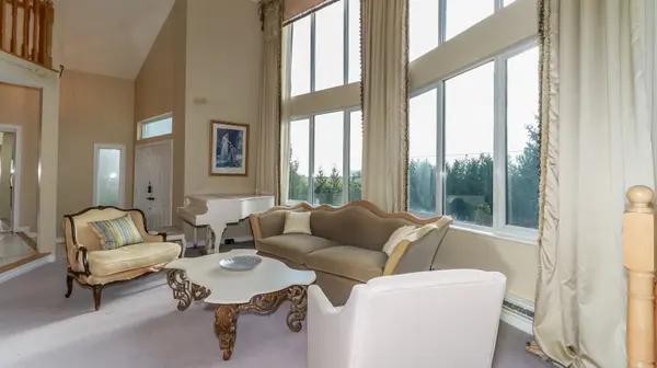 20 Grant AVE, Tiny, ON L0L 1P1