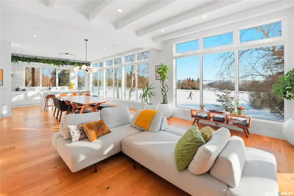 103 Saguenay DRIVE, Saskatoon, SK S7K 4M8