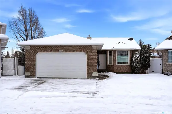 2358 MCGREGOR PLACE, Regina, SK S4V 2Y4