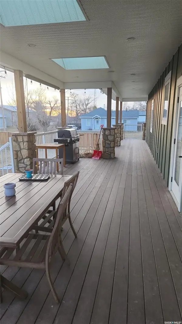 105 Francis STREET, Francis, SK S0G 1V0