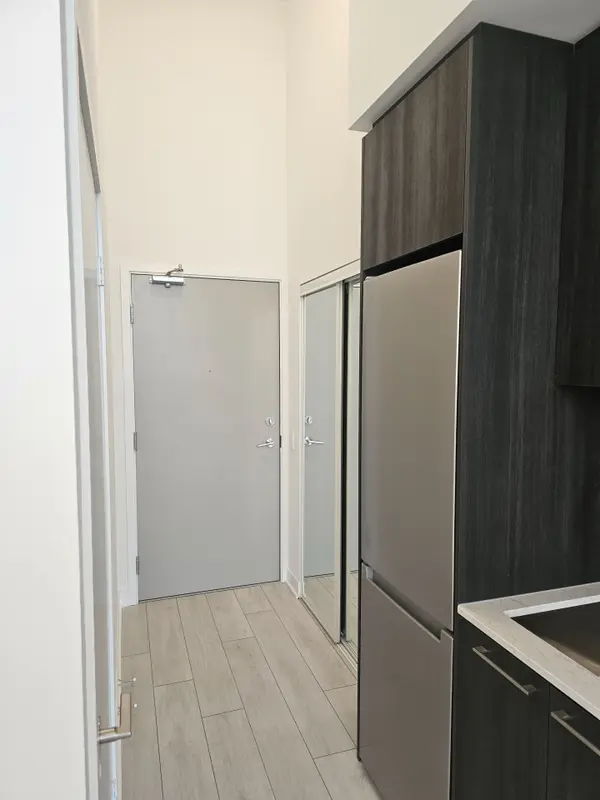 260 Malta AVE #802, Brampton, ON L6Y 6L7