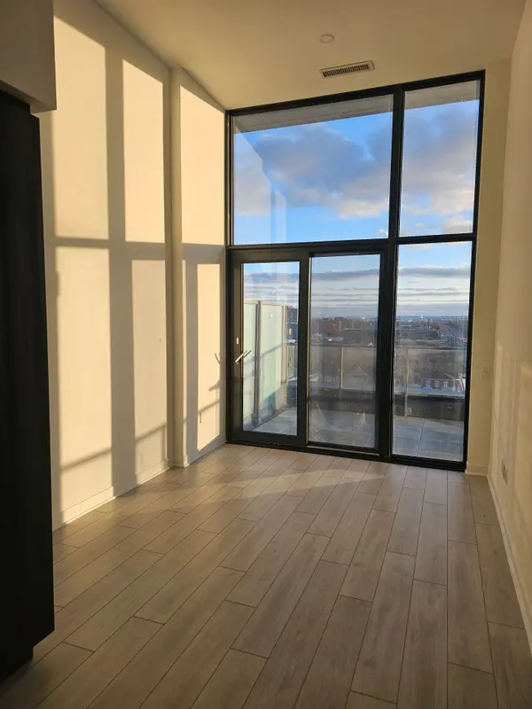 260 Malta AVE #802, Brampton, ON L6Y 6L7