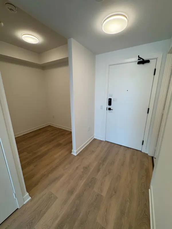 1185 Dupont ST #621, Toronto W02, ON M6H 0G5