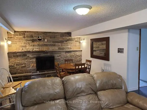 2379 Hensall ST #Lower, Mississauga, ON L5A 2T1