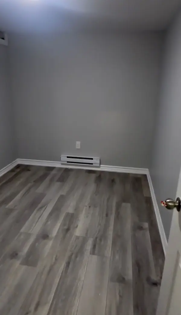 40 Gladstone SQ #bsmnt, Brampton, ON L6S 2H5