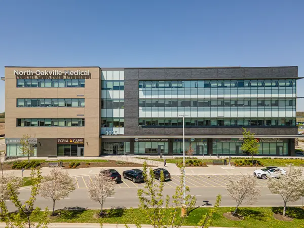 3075 Hospital Gate #408, Oakville, ON L6M 4H6
