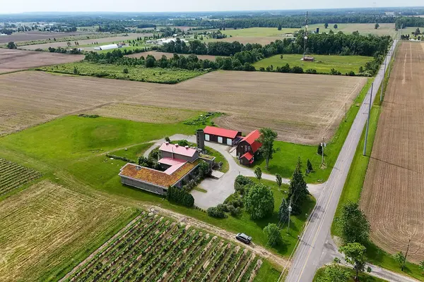3749 Walker RD, Lincoln, ON L0R 1B2