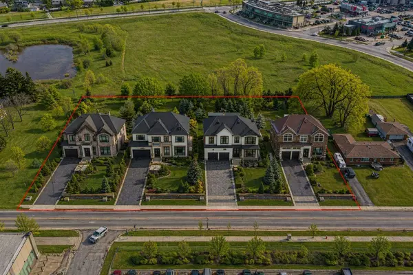 202-196 Upper Mount Albion RD, Hamilton, ON L8J 1V4