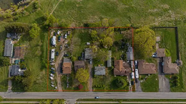 202-196 Upper Mount Albion RD, Hamilton, ON L8J 1V4