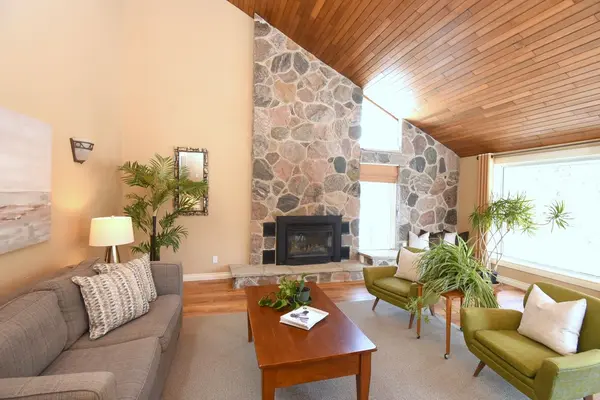 2952 Powerline RD W, Hamilton, ON L0R 1T0