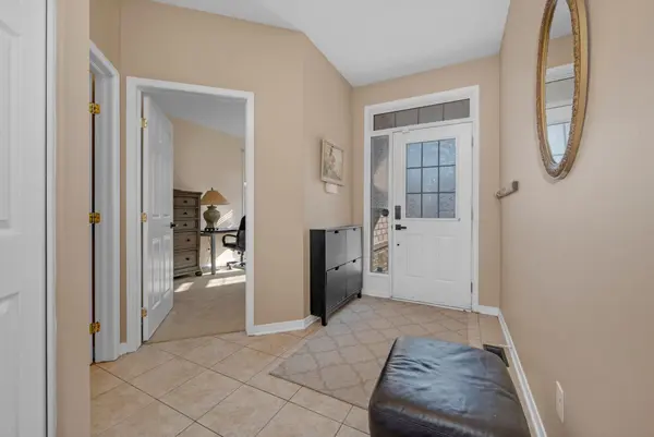 1024 Marconi AVE, Kanata, ON K2W 0C8