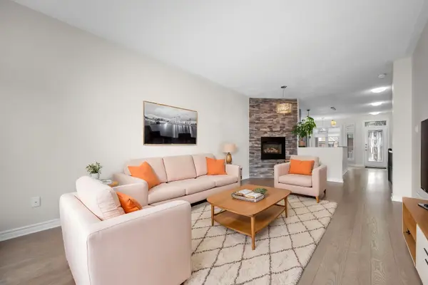 261 Bulrush CRES, Blossom Park - Airport And Area, ON K1T 0E5