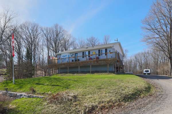 1513B Whelan RD, Admaston/bromley, ON K7V 3Z7