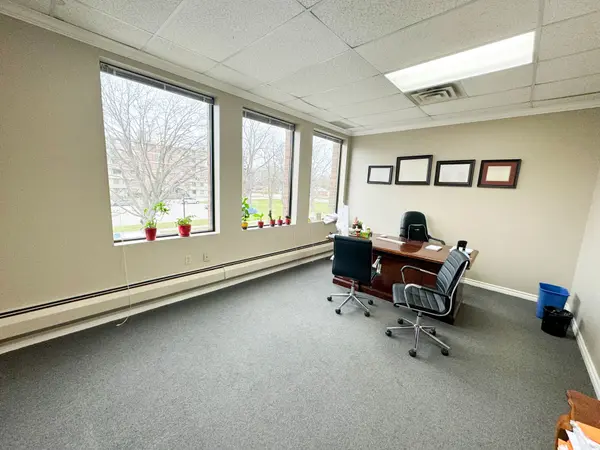 219 Oxford ST W #202 & 203, London North, ON N6H 1S5