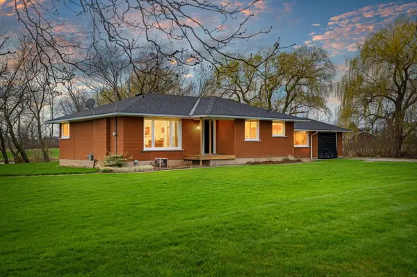 2223 Hall RD, Hamilton, ON L0R 1C0