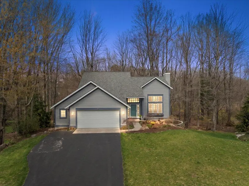 1983 Woodlark DR, Park Twp, MI 49424