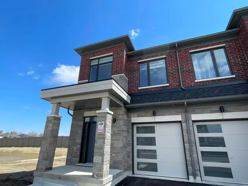 70 Tipp DR, Richmond Hill, ON L4E 1J3