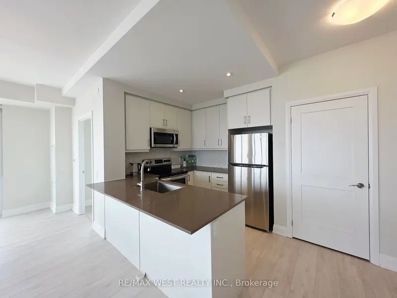 15 Lynch ST #2003, Brampton, ON L6W 0C7