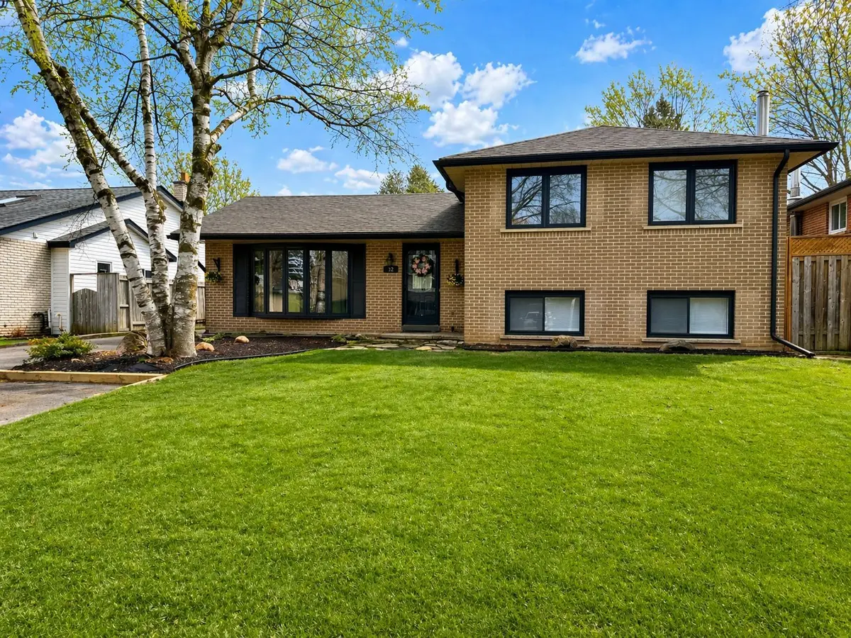 32 Westdale AVE, Orangeville, ON L9W 1B7