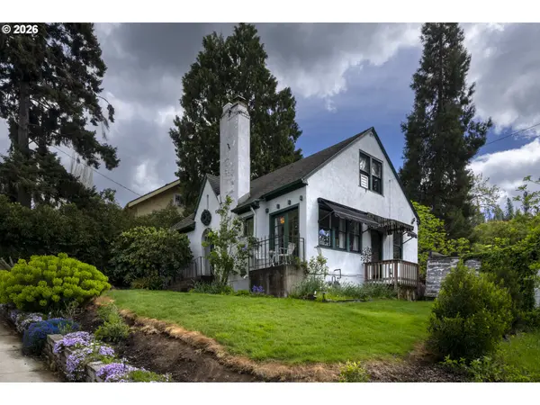 1243 SE OVERLOOK AVE, Roseburg, OR 97470