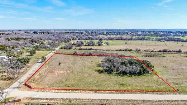 1001 Lambert Court, Weatherford, TX 76088