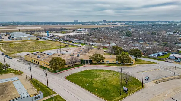 701 S Cherry Lane, White Settlement, TX 76108