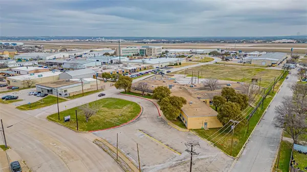 701 S Cherry Lane, White Settlement, TX 76108