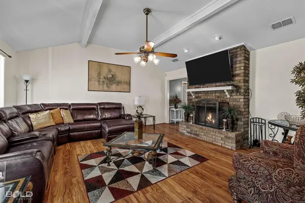 6128 N Weatherby Drive, Shreveport, LA 71129