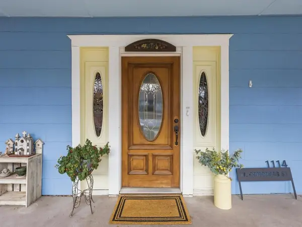 1114 W Congress Street, Denton, TX 76201