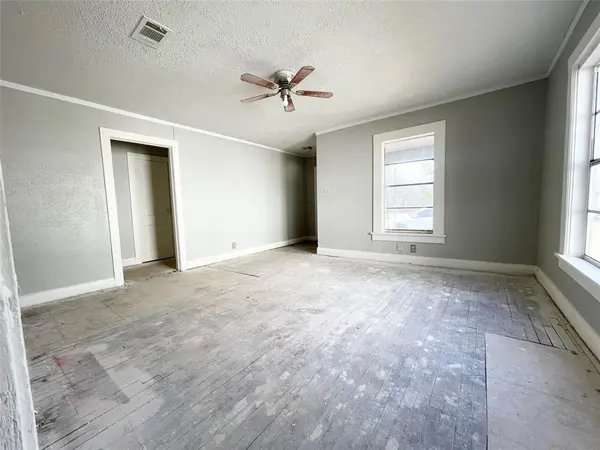 1061 19th Street SE, Paris, TX 75460