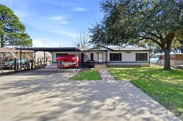 4433 Wildwood Circle, Granbury, TX 76049