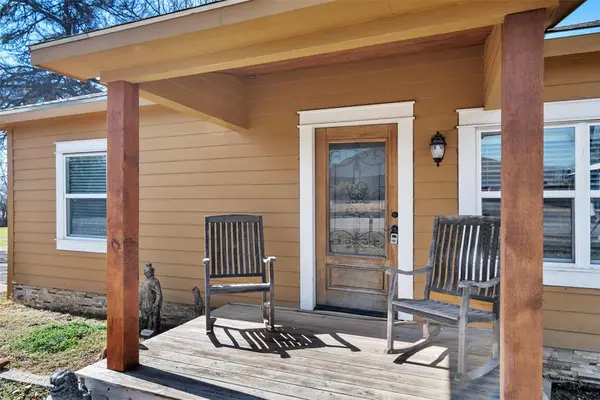 305 N Church Street, Blue Ridge, TX 75424