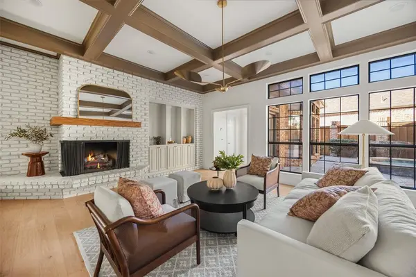 3300 Wolfe Court, Plano, TX 75025