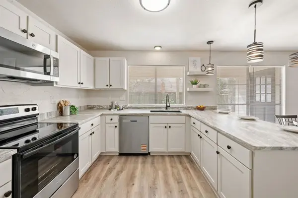 1720 Schumac Lane,  Bedford,  TX 76022